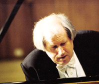 Rinviato il concerto del pianista Grygory Sokolov a Roma