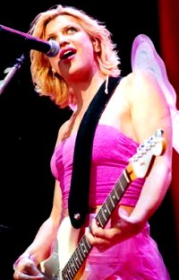 Courtney Love e il suo nuovo album da solista dopo lo scioglimento delle Hole