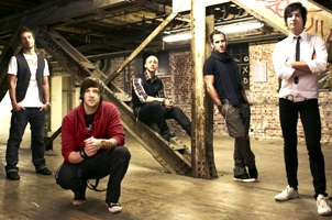 I Simple Plan con il singolo Save You per la lotta contro i tumori