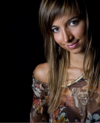 E’ uscito il nuovo album di Silvia Olari intitolato: “Silvia Olari”