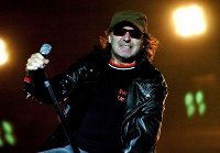 “Colpa Del Whisky”: Testo e Video del Singolo di Vasco Rossi