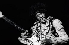 Jimi Hendrix: esce oggi la raccolta di inediti “Valleys of Neptune”