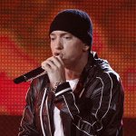Eminem: è uscito il nuovo album Recovery, duetti con Pink e Rihanna